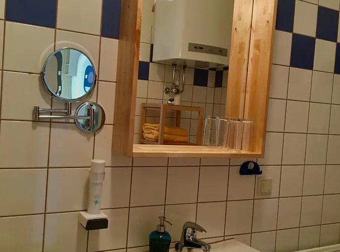 Apfelwirt فندق *