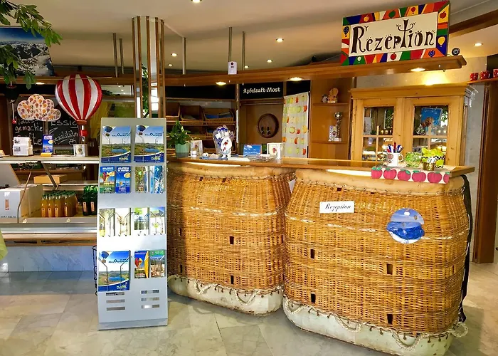 Apfelwirt فندق *